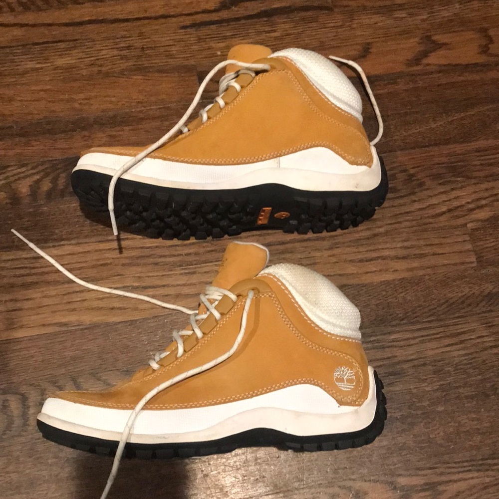 Woman timbs - Picture 3 of 3